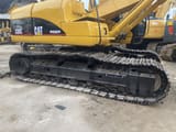 2016 Caterpillar 320C crawler excavator side view