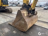 2020 Komatsu PC360NLC-11E0 crawler excavator bucket view