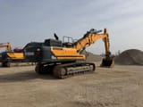 2017 Hyundai HX480L crawler excavator, rear three-quarter view