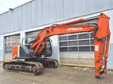 2013 Hitachi Zaxis 225 USLC crawler excavator side view