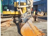 2020 Caterpillar 325 crawler excavator, close-up of bucket and boom