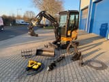 Berger Kraus BK2000NKSR mini excavator with attachment package