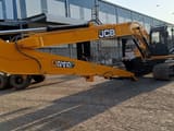 2025 JCB 245LR crawler excavator side view