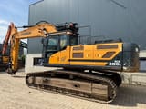 2017 Hyundai HX380L crawler excavator, side profile view