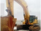 2005 Komatsu PC 750 LC-7K crawler excavator, front three-quarter view