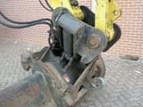 2008 Komatsu PW140-7 wheel excavator quick coupler detail