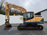2010 Hyundai R140LC-9 crawler excavator side view