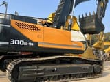 Hyundai 300LC-9S crawler excavator side view