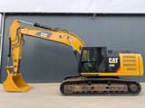 2011 Caterpillar 329ELN crawler excavator side view
