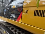 Escavadora de rastos Caterpillar 320D2L de 2024, detalhe lateral
