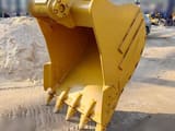 2021 Caterpillar 320 crawler excavator bucket detail