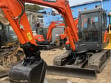 2018 Doosan DX60W crawler excavator, front three-quarter view