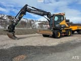 2020 Volvo EWR150E wheel excavator side view