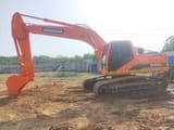 2022 Doosan DH220LC-7 crawler excavator side view