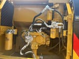 Vue compartiment moteur pelle sur chenilles Caterpillar 320D2 de 2016