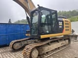 2015 Caterpillar 320E crawler excavator, side view