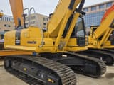 Pelle sur chenilles Komatsu PC220-8 de 2023, vue de profil