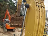 2018 Caterpillar 336E crawler excavator boom and bucket view
