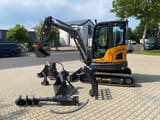 Berger Kraus BK4000KJS mini excavator with attachments