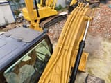 2019 Caterpillar 320D2 Raupenbagger, Hochwinkelansicht von Kabine und Ausleger