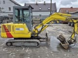 1992 Bobcat 231 mini excavator, side view