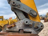 2014 Liebherr R946LC crawler excavator boom and bucket linkage detail
