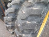 2011 New Holland WE150 wheel excavator tire detail