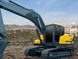 2024 Hyundai HX 200 crawler excavator side view