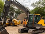 Volvo EC140E crawler excavator, front three-quarter view