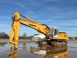 2001 Liebherr R954 B crawler excavator, side view