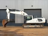 2015 Liebherr R946 crawler excavator side view
