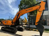 2023 Hyundai R220LC-9S crawler excavator side view