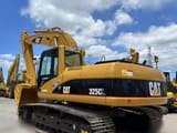 2018 Caterpillar 325CL crawler excavator, rear three-quarter view