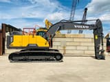 2024 Volvo EC220EL crawler excavator, side view