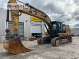 2019 Caterpillar 352F crawler excavator, side profile view