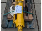 2022 Komatsu PC210LC-10 bucket cylinder on pallet