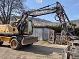2005 Volvo EW140B wheel excavator side view
