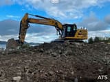 2019 Caterpillar 323 crawler excavator, side profile view