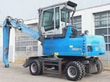 2015 Fuchs MHL 334 E material handler, side view