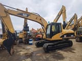Escavadora de rastos Caterpillar 320CL de 2018, vista lateral