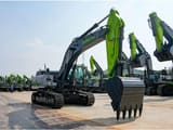2025 Zoomlion ZE335G crawler excavator, front three-quarter view