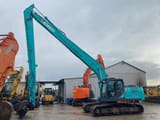 2018 Kobelco SK260 NLC-10 crawler excavator, side view