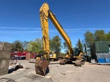2006 Caterpillar 325D crawler excavator, low-angle side view
