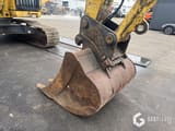 2018 Komatsu PC210LC-11 crawler excavator bucket and boom detail