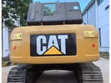 Excavator pe senile 2023 Caterpillar 320D2, vedere din spate
