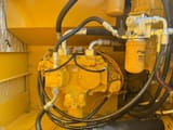 2019 Caterpillar 320C crawler excavator hydraulic pump detail