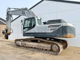 2012 Hyundai R380NLC-9 crawler excavator, side view