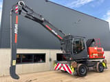 2020 Atlas 250MH material handler side view