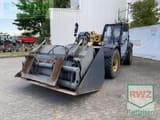 2016 Caterpillar TH 407C telehandler, front three-quarter view