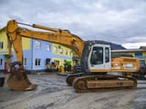 2004 Liebherr R934B HD-S crawler excavator, side view